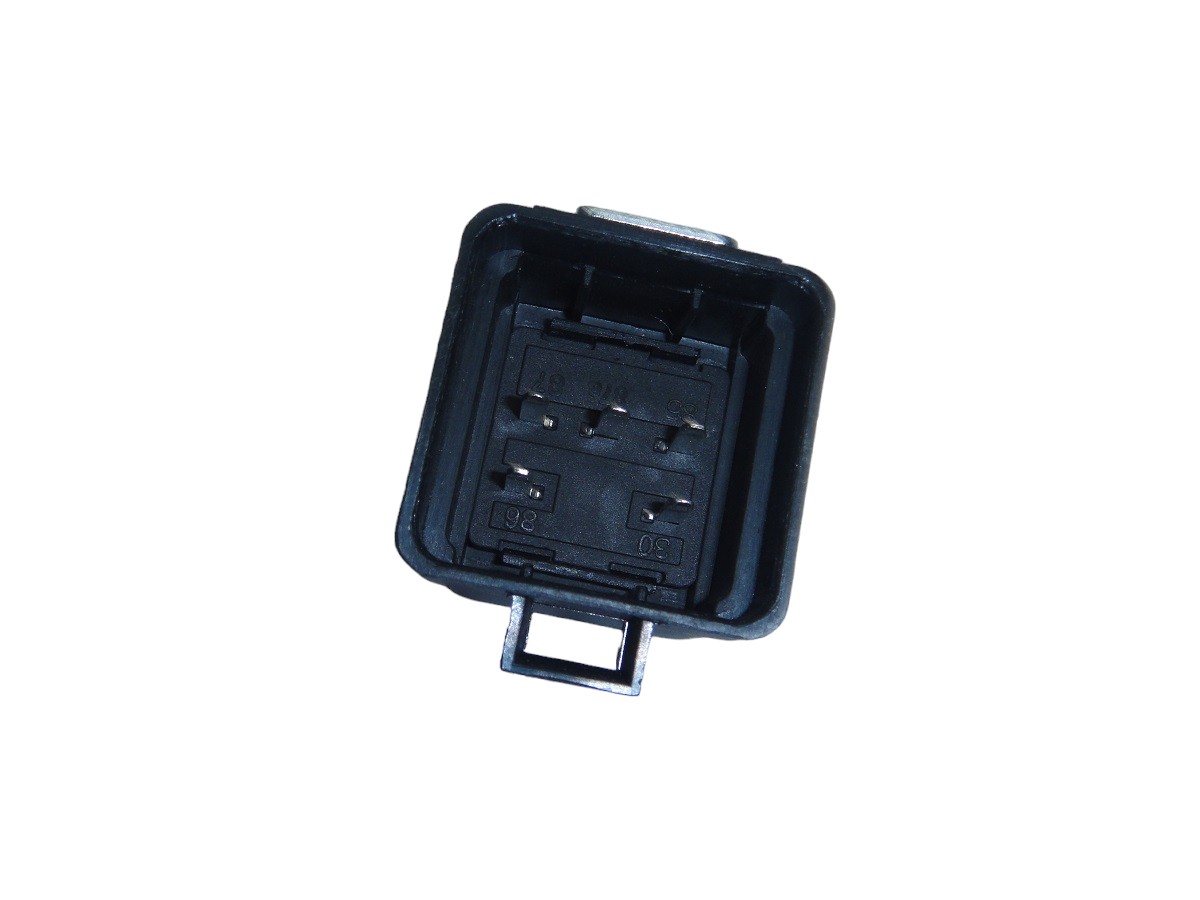 RELAY AIRE ACOND/CALENTADOR CHEVROLET SILVERADO/S10 2.8