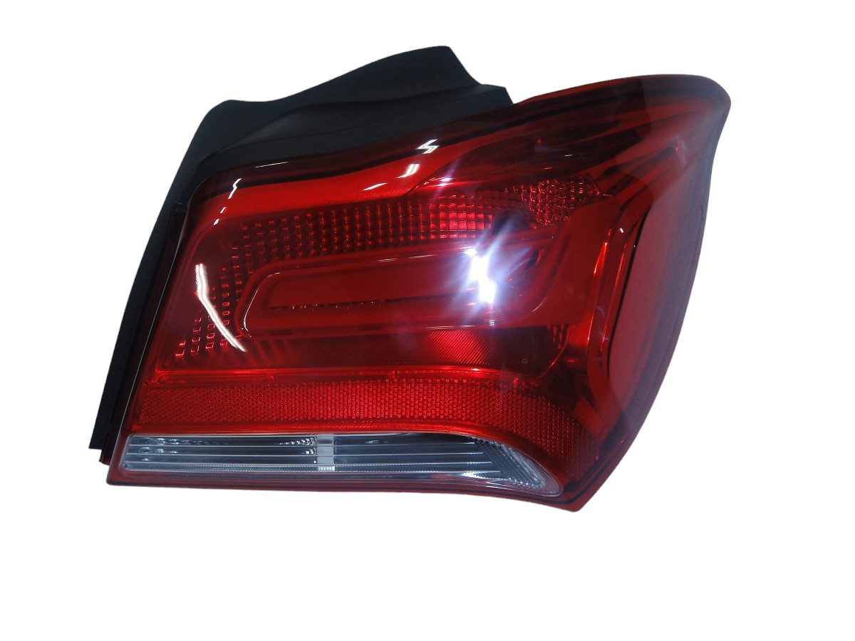 FARO TRASERO DERECHO CHEVROLET ONIX LTZ/LT 2017/