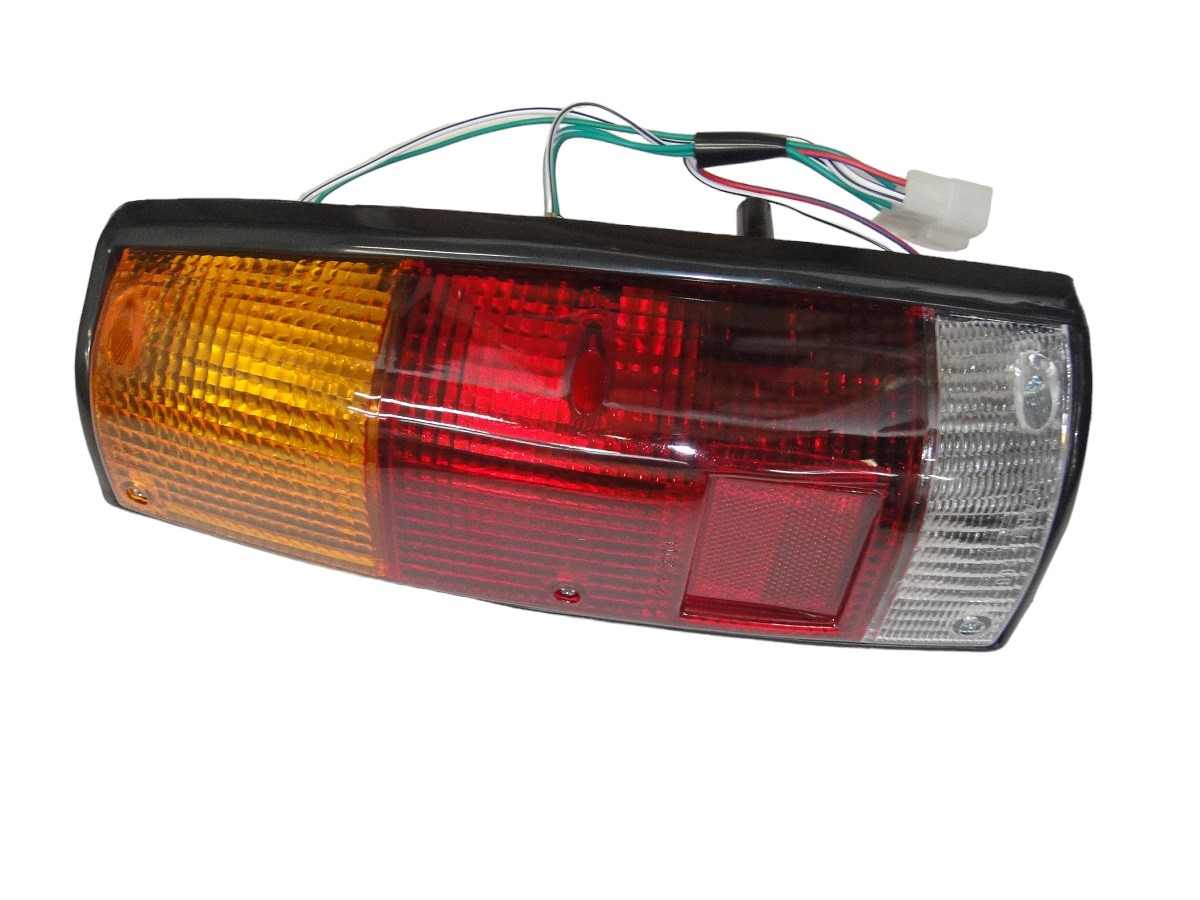 FARO TRASERO DERECHO ISUZU KB 81/84