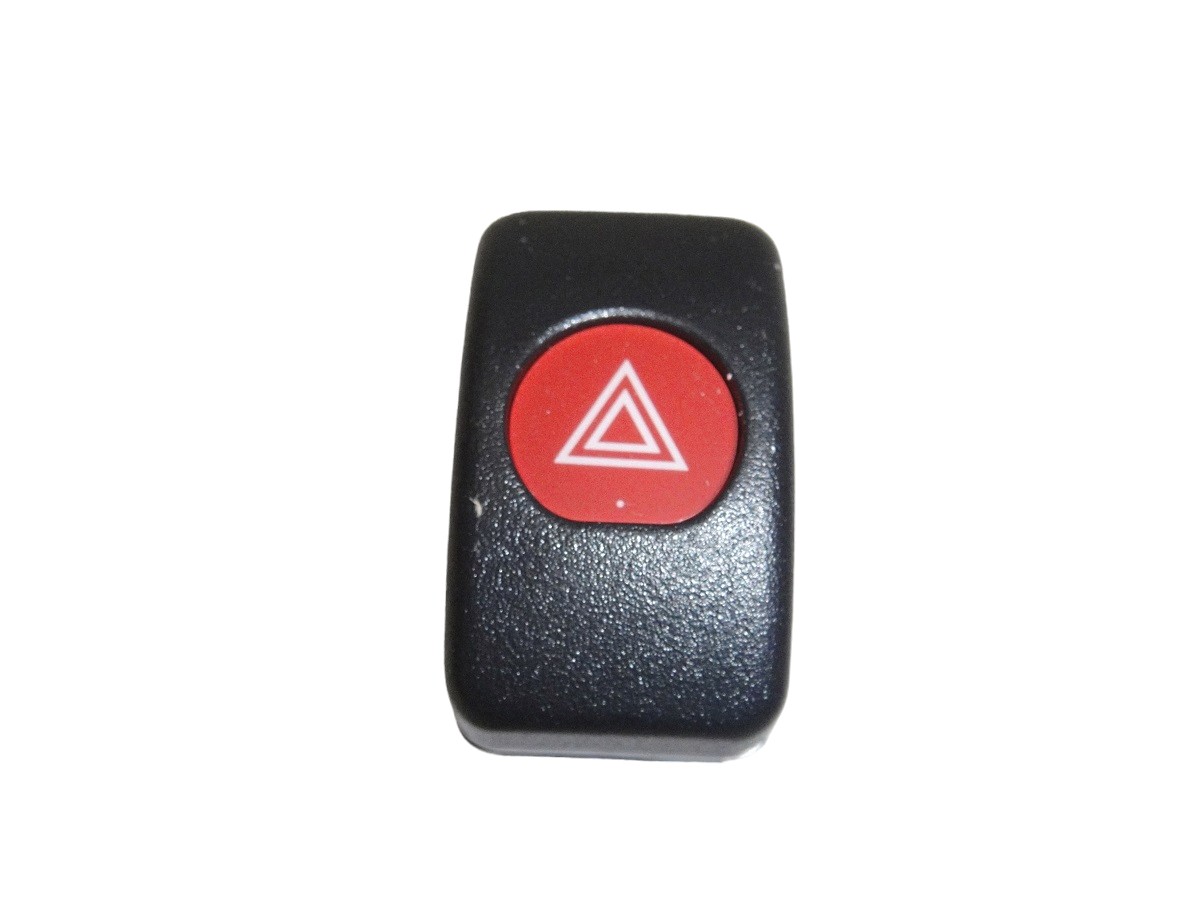 INTERRUPTOR LUZ EMERGENCIA CHEVROLET 7-110/5-90/NKR 2005/