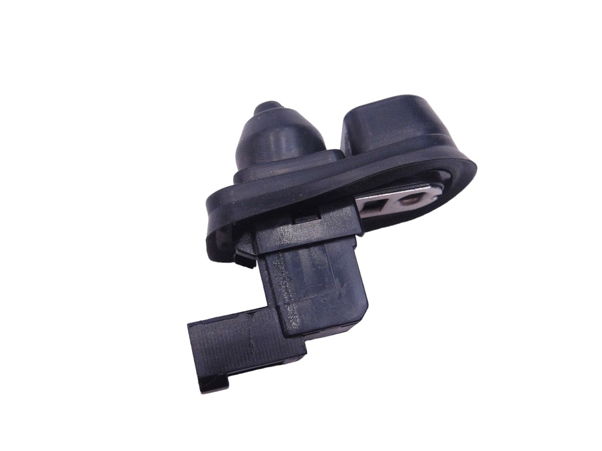 INTERRUPTOR LUZ PUERTA CHEVROLET D-MAX