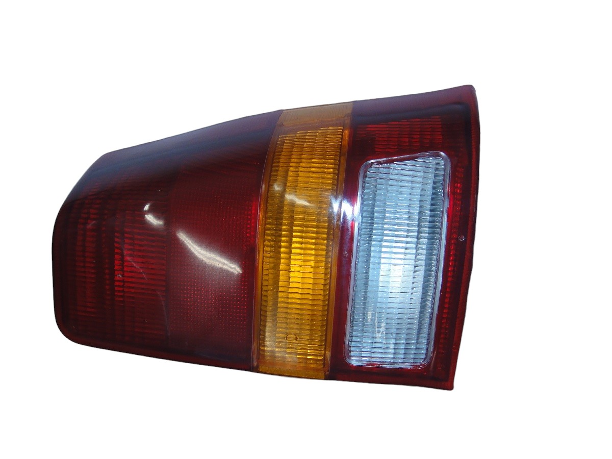 FARO TRASERO DERECHO CHEVROLET KADETT
