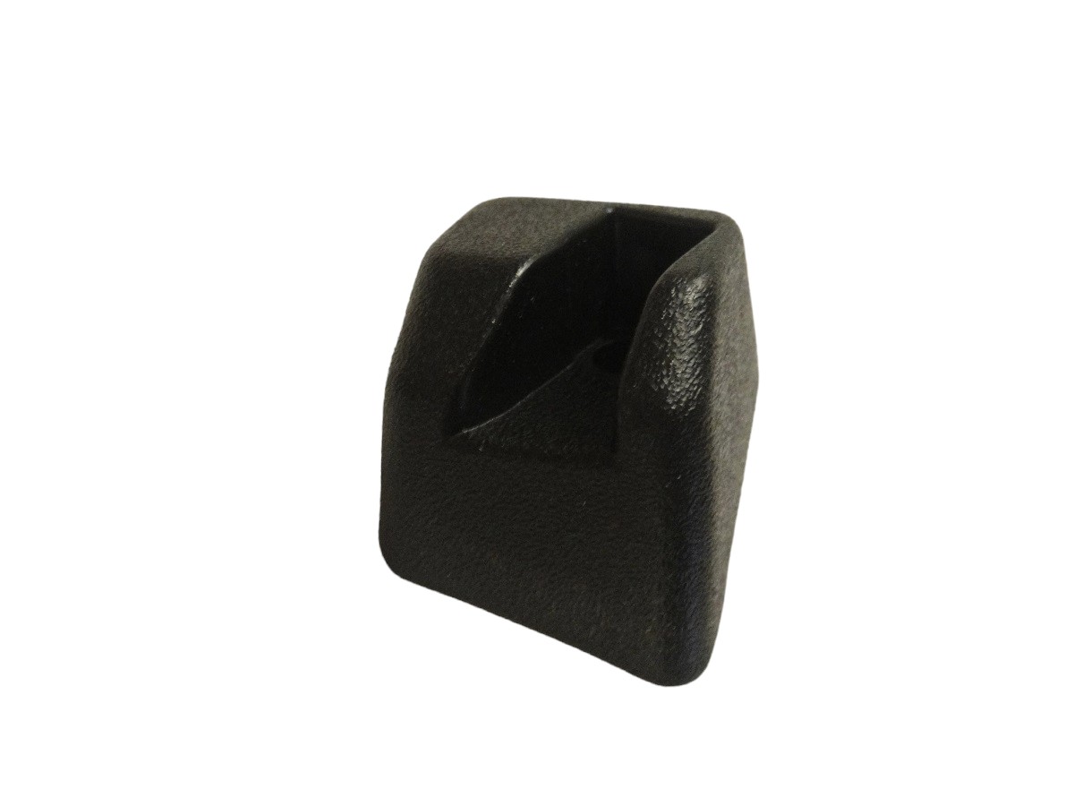 SOPORTE DELANTERO DERECHO COMPARTIMIENTO CHEVROLET IPANEMA