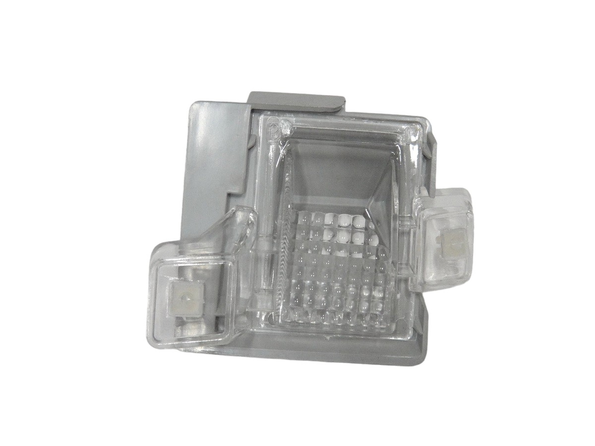 FARO MATRICULA TRASERO DERECHO CHEVROLET S10 96/00