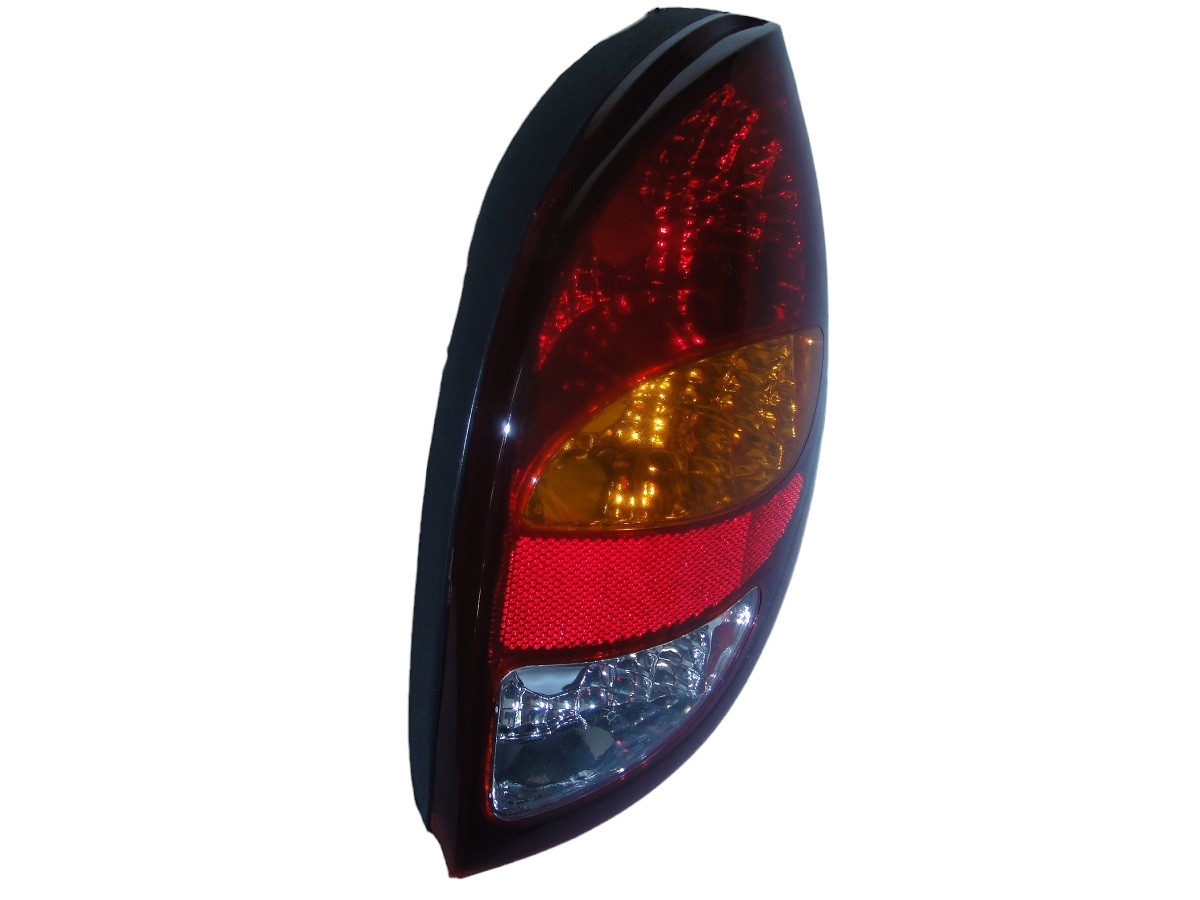 FARO TRASERO DERECHO CHEVROLET CELTA 2001/2006