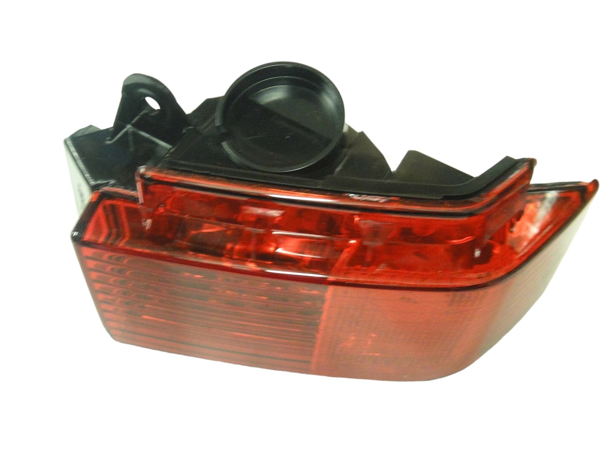 REFLECTOR TRASERO DERECHO CHEVROLET MERIVA 03/05