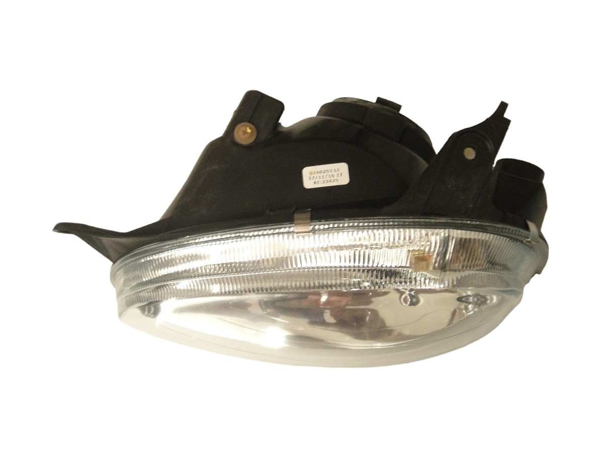 FARO SEMI OPTICO IZQUIERDO CHEVROLET CORSA 2001/2009