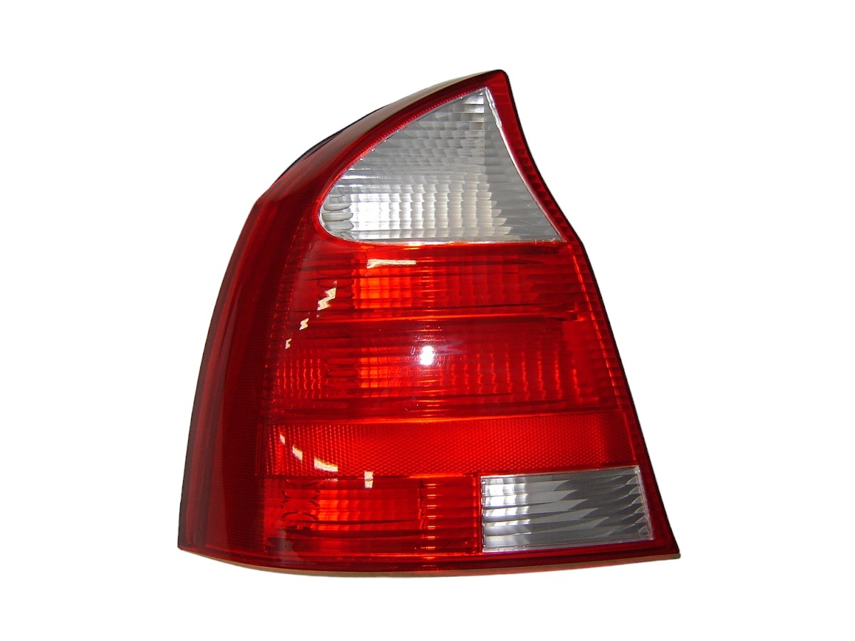 FARO TRASERO IZQUIERDO CHEVROLET CORSA NOVO SEDAN 03/07