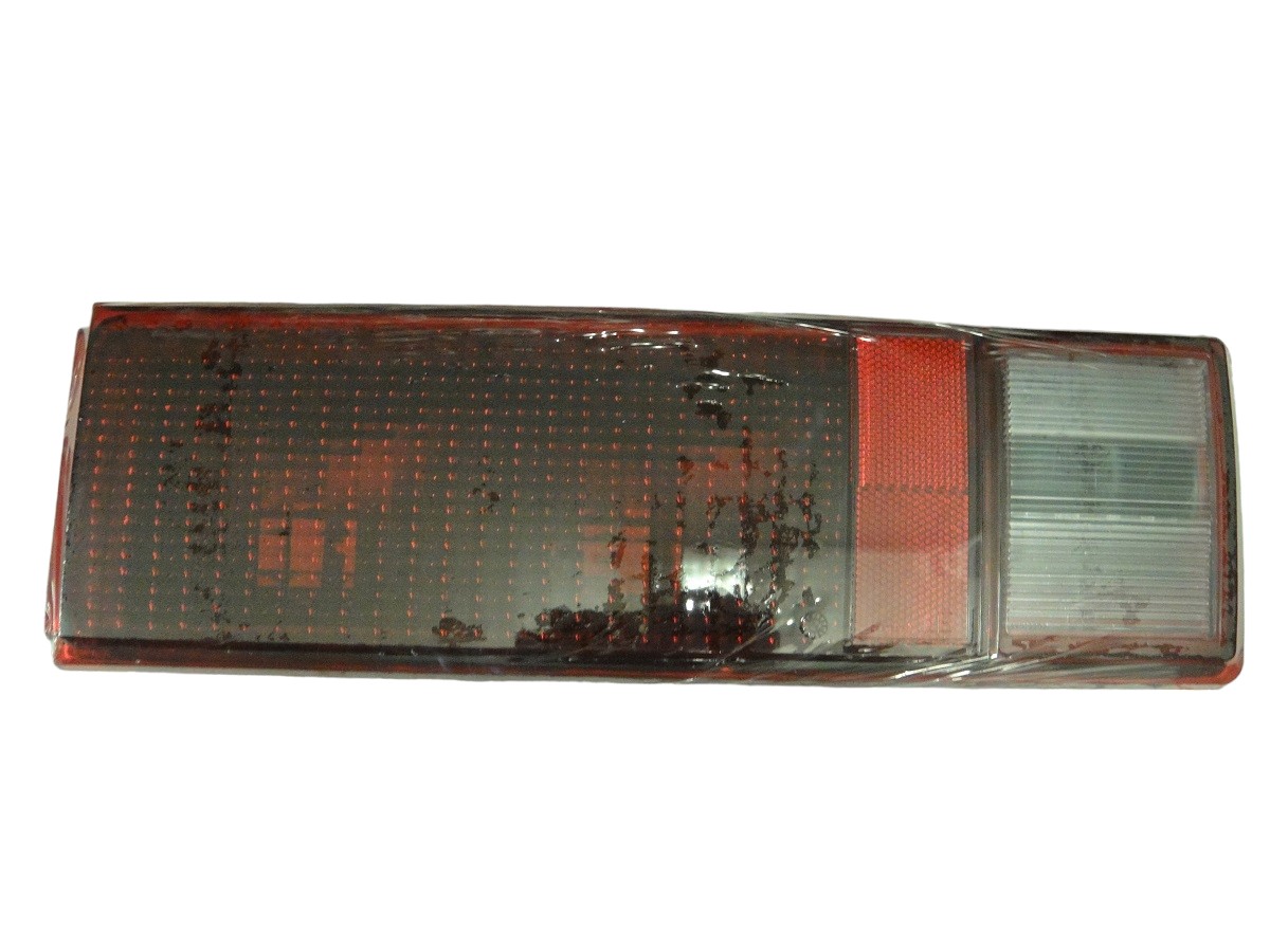 FARO TRASERO IZQUIERDO CHEVETTE 80/82     (CENTRAL)