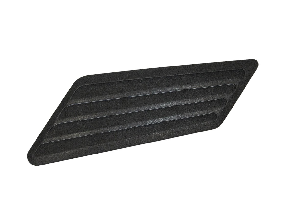 REJILLA PLASTICO LADO IZQ*CHEVETTE 84>