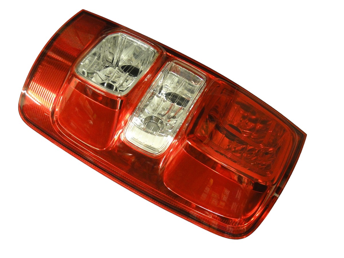 FARO TRASERO DER CHEVROLET S10 COLORADO LT 2012/(ANTINIEBLA)
