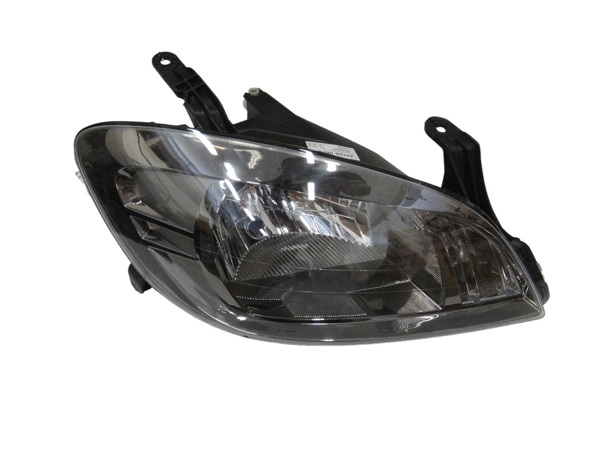 FARO SEMI OPTICO DERECHO CHEVROLET CELTA 2012/2014 (FUME )
