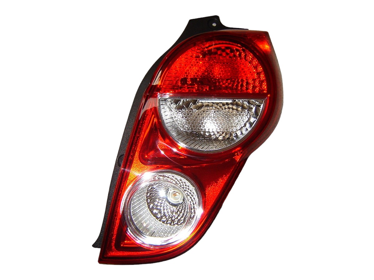 FARO TRASERO DERECHO CHEVROLET SPARK GT 2013/