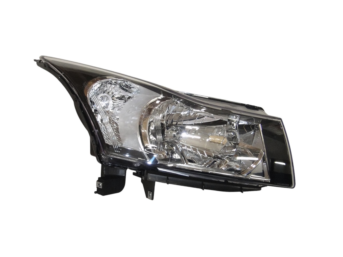 FARO S/OPT DERECHO CHEVROLET CRUZE 2010/2013 (FONDO NEGRO)