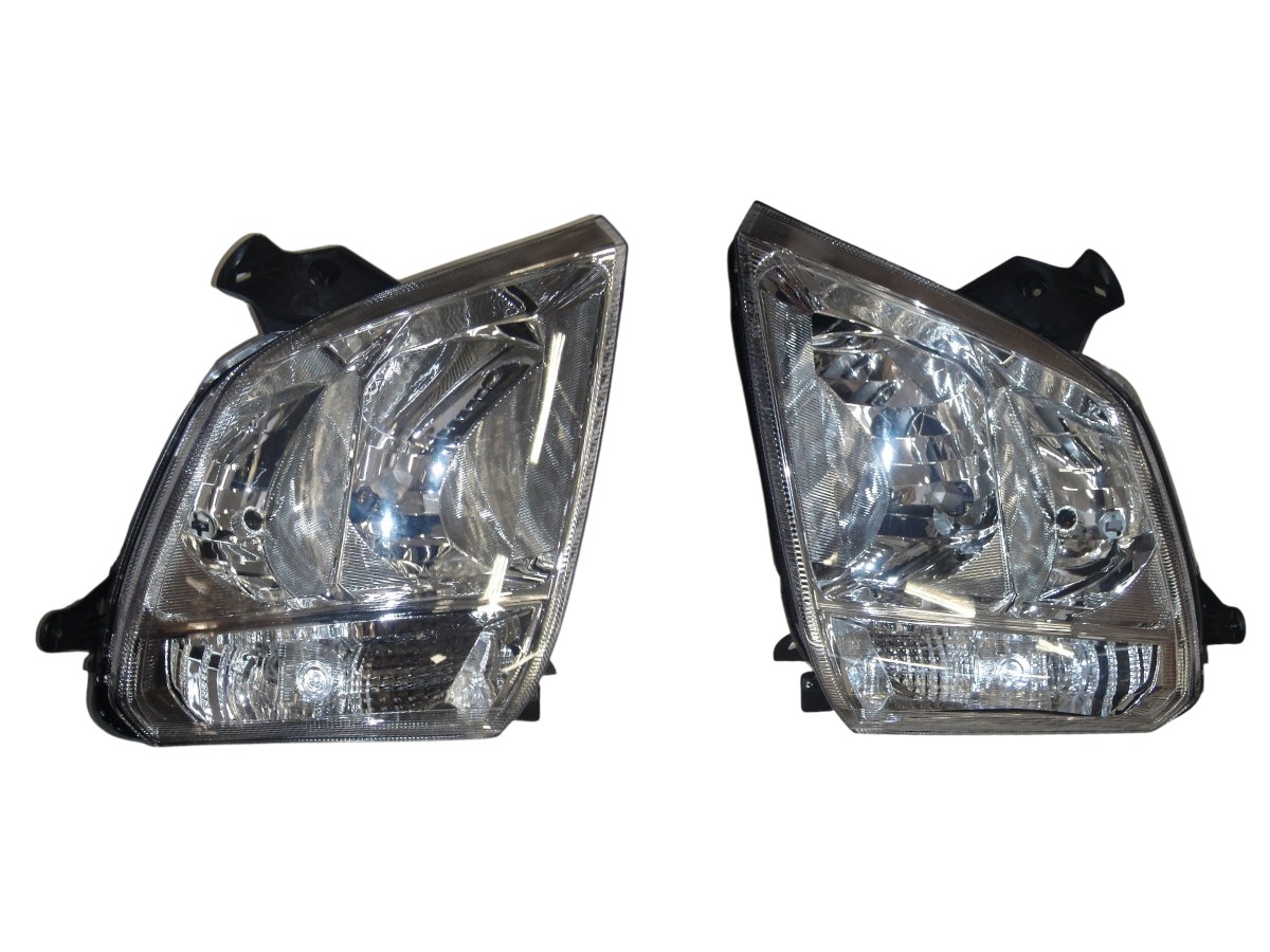 KIT FAROS SEMI OPTICOS CHEVROLET MERIVA 2002/ TYC