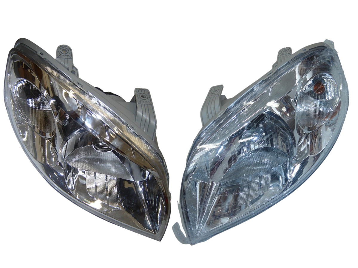 KIT FAROS SEMI OPTICOS CHEVROLET AVEO 2008 / 2011 CHINO