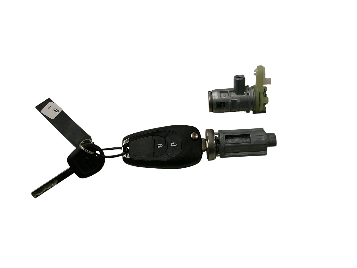CILINDROS DE PUERTA CON LLAVES CHEVROLET MONTANA 2023/