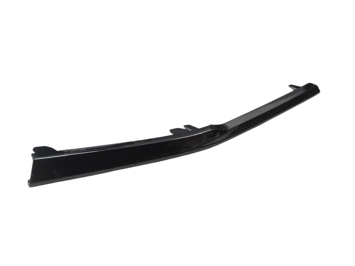 MOLDURA SUP DER MATRICULA DEL *CHEVROLET MONTANA 2023/