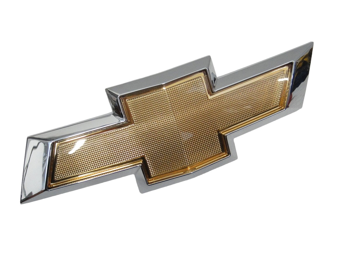 EMBLEMA CARETA CHEVROLET CELTA 2012/
