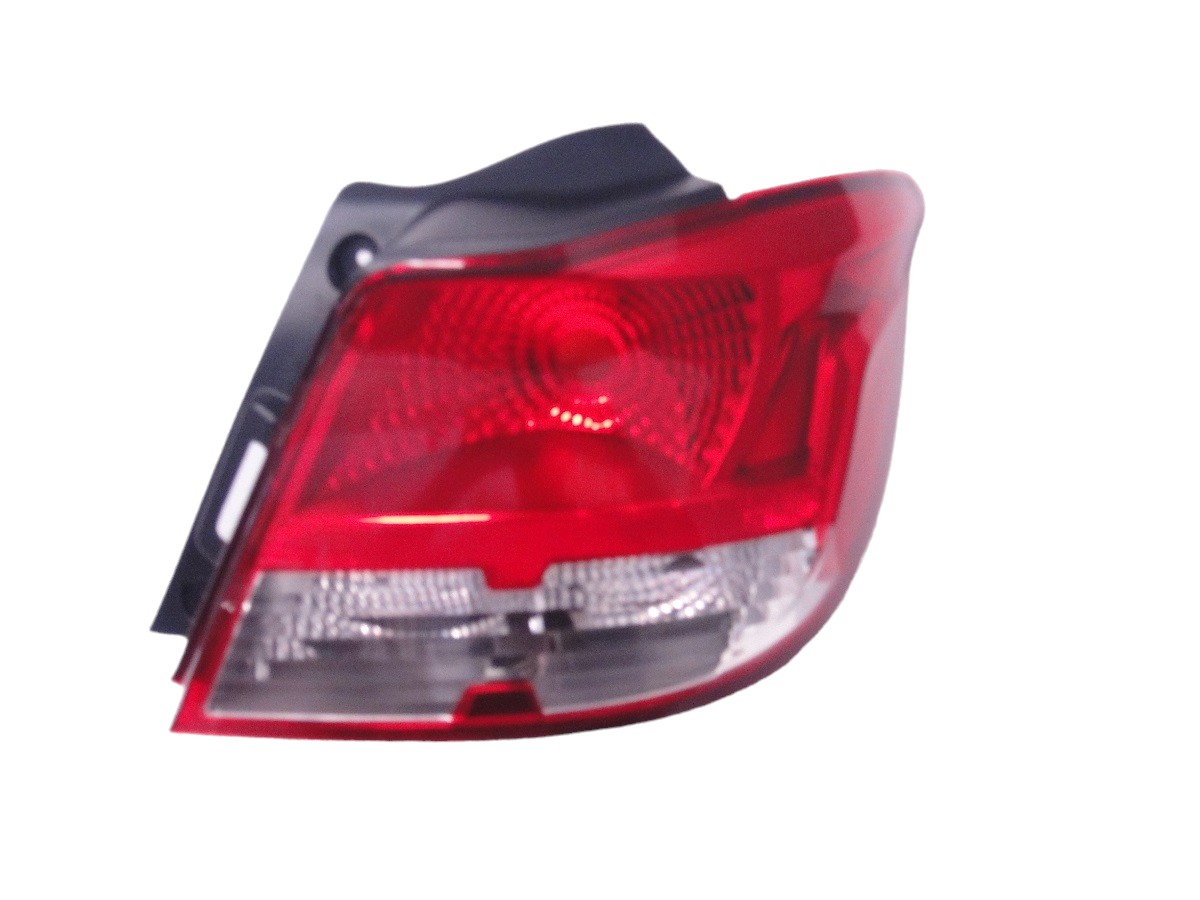 FARO TRASERO DERECHO CHEVROLET ONIX LT 2013/2017/JOY 2016/19