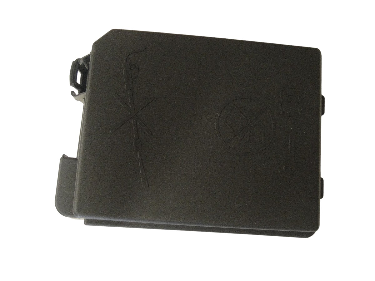 TAPA CAJA FUSIBLES CHEVROLET ONIX/PRISMA/COBALT