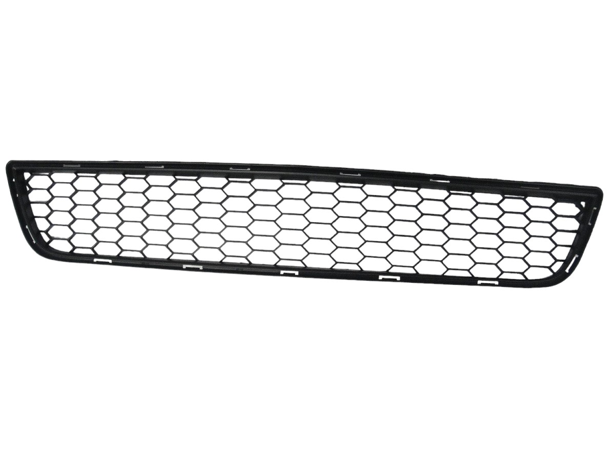 CARETA INFERIOR PARAGOLPE DELANTERO CHEVROLET SAIL.