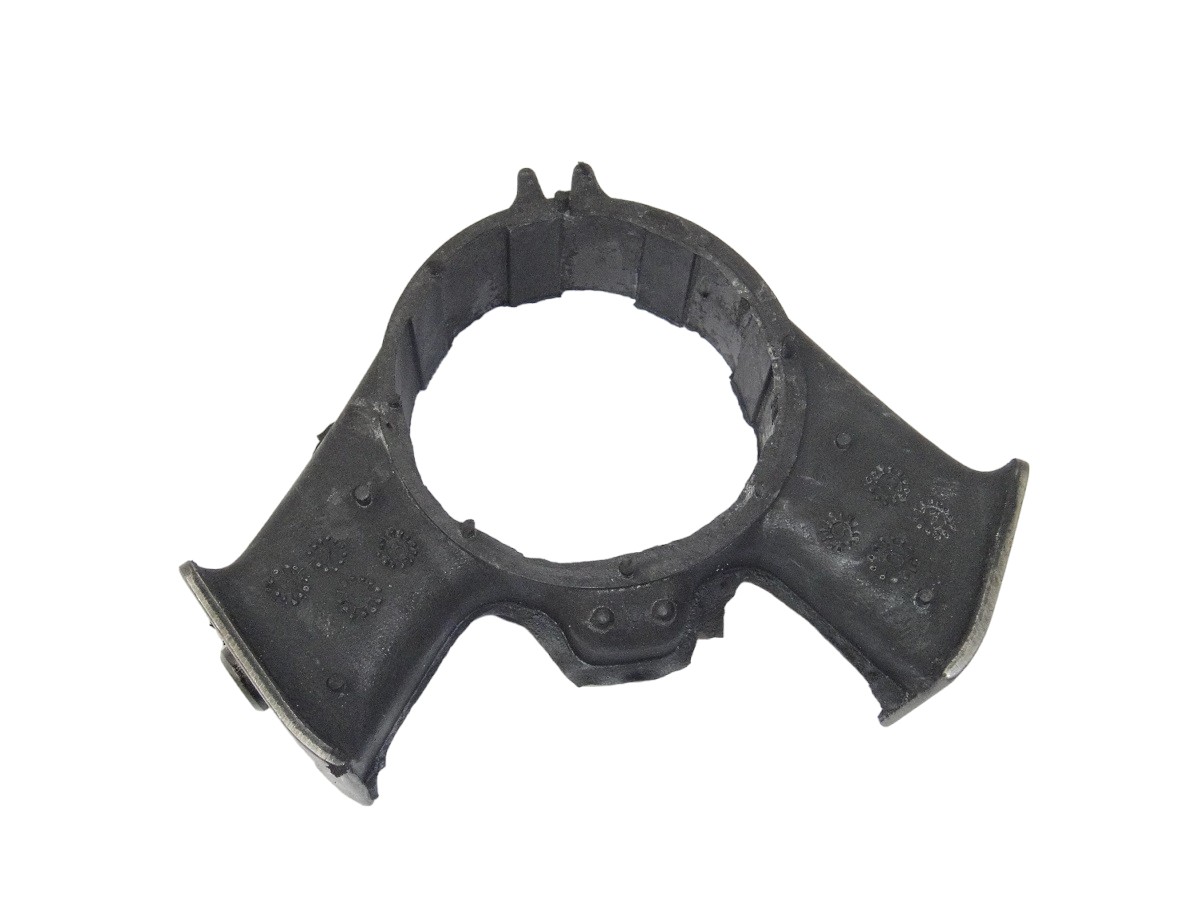 SOPORTE EXTERIOR CARDAN EJE TRASERO CHEVETTE