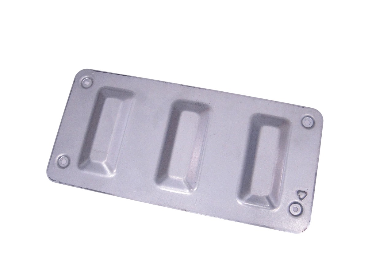 MOLDURA INTERNA PORTON TRASERA CHEVROLET MONTANA 04/10