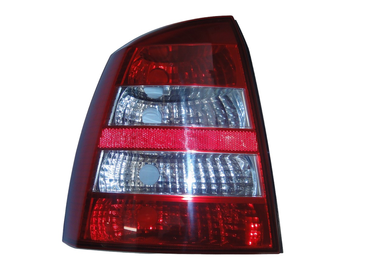 FARO TRASERO IZQUIERDO CHEVROLET ASTRA 4P SEDAN 2003/