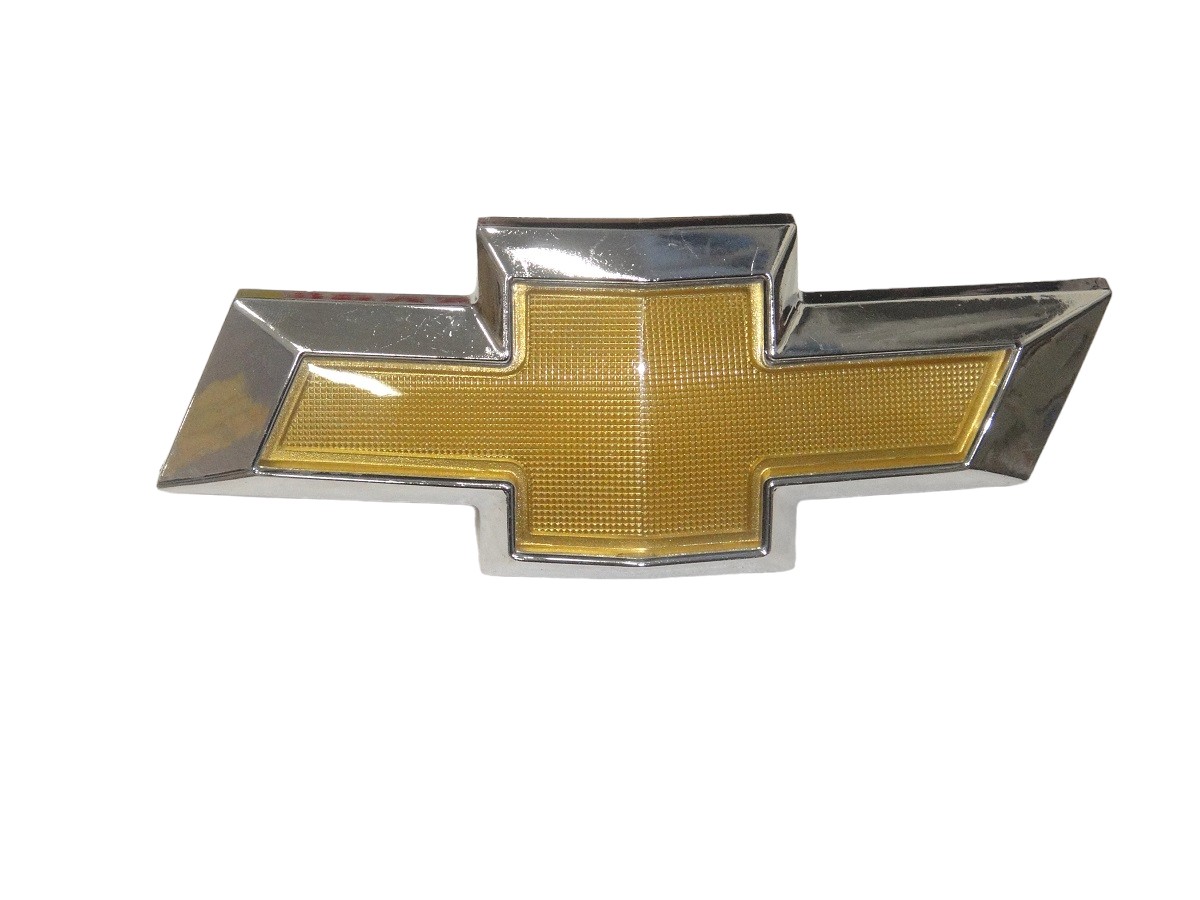 EMBLEMA CARETA CHEVROLET ONIX/PRISMA 2013/2016.
