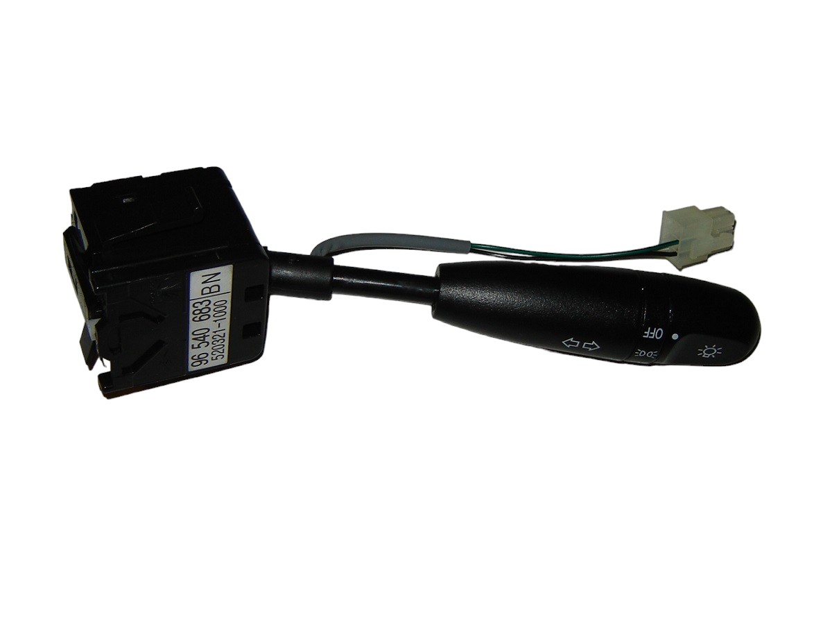 LLAVE LUCES CHEVROLET AVEO/SPARK LS (S/FAROS CAMINEROS)